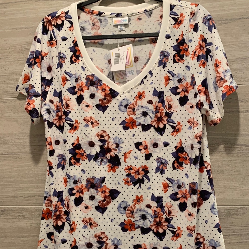 LulaRoe Christy Tee. Xl BNWT